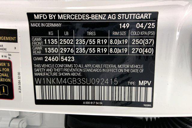 new 2025 Mercedes-Benz GLC 300 car, priced at $53,925