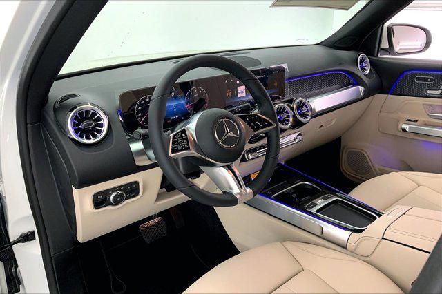 new 2025 Mercedes-Benz GLB 250 car, priced at $47,620