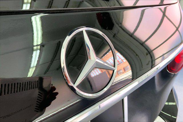 used 2022 Mercedes-Benz GLB 250 car, priced at $30,987