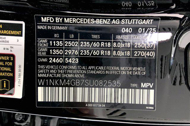 new 2025 Mercedes-Benz GLC 300 car, priced at $51,125
