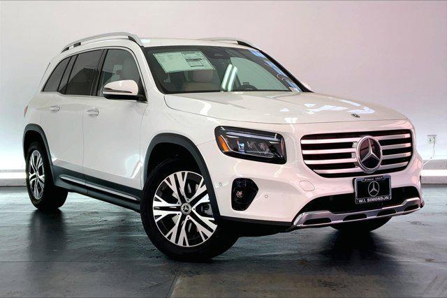 new 2025 Mercedes-Benz GLB 250 car, priced at $48,545