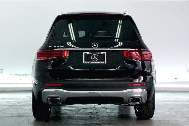 new 2025 Mercedes-Benz GLB 250 car, priced at $49,970