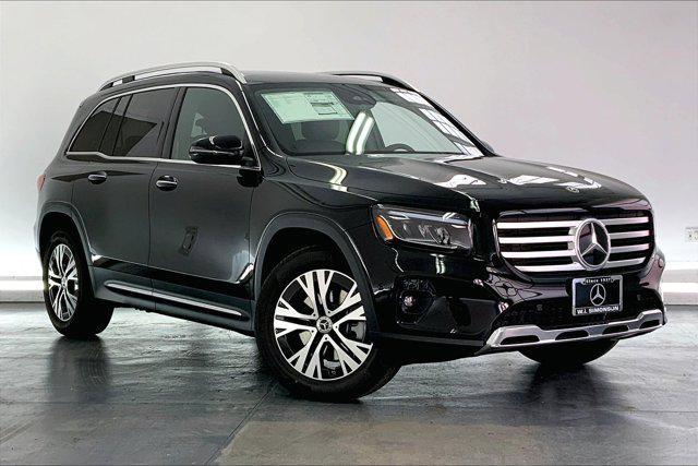 new 2025 Mercedes-Benz GLB 250 car, priced at $49,970