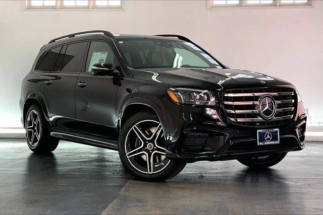 new 2025 Mercedes-Benz GLS 450 car, priced at $95,980