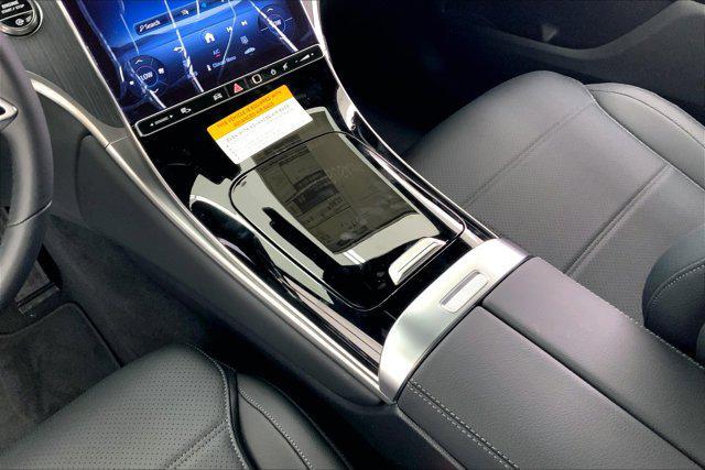 new 2025 Mercedes-Benz GLC 300 car, priced at $52,625