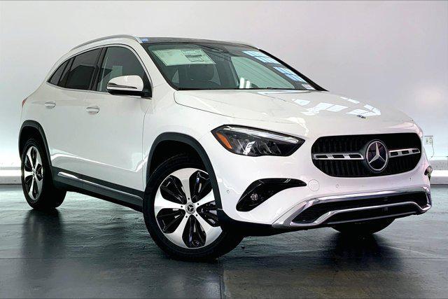 new 2025 Mercedes-Benz GLA 250 car, priced at $47,220