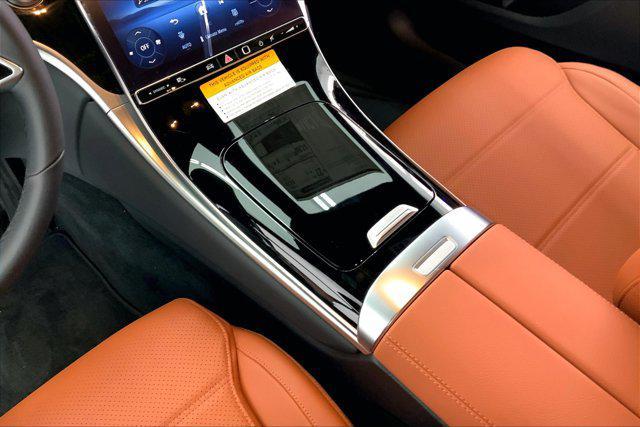 new 2025 Mercedes-Benz GLC 300 car, priced at $52,825