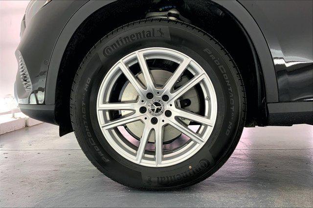 new 2025 Mercedes-Benz GLC 300 car, priced at $57,550