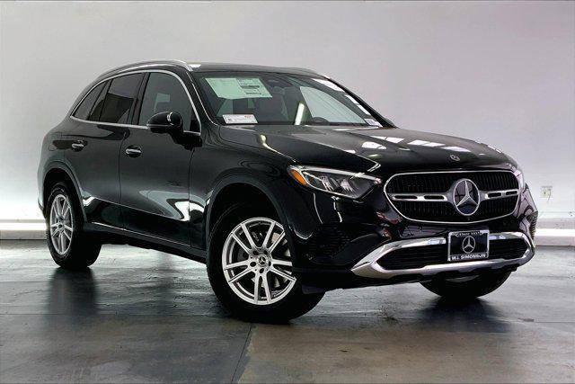 new 2025 Mercedes-Benz GLC 300 car, priced at $57,550