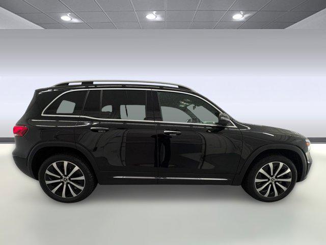 used 2022 Mercedes-Benz GLB 250 car, priced at $25,488