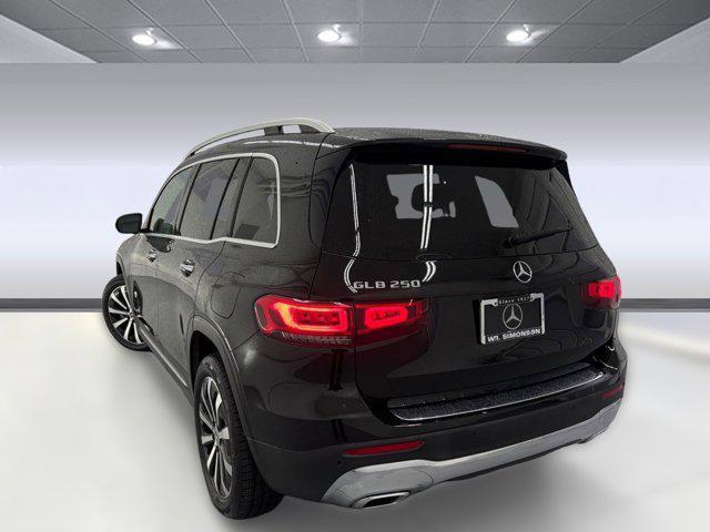 used 2022 Mercedes-Benz GLB 250 car, priced at $25,488