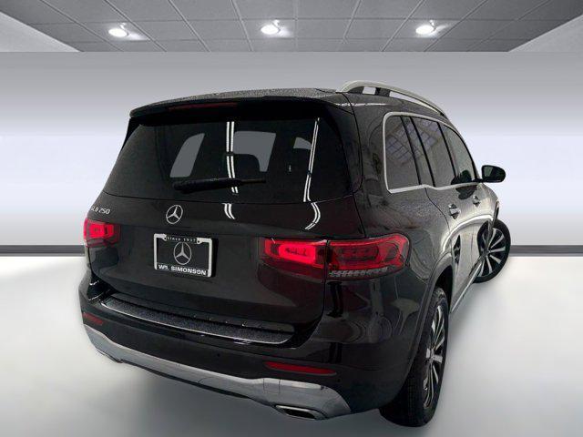 used 2022 Mercedes-Benz GLB 250 car, priced at $25,488