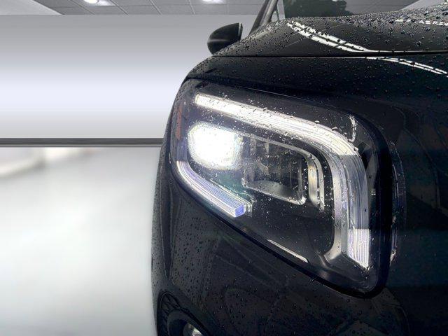 used 2022 Mercedes-Benz GLB 250 car, priced at $25,488