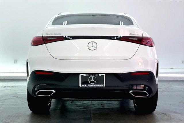 new 2025 Mercedes-Benz GLC 300 car, priced at $66,065