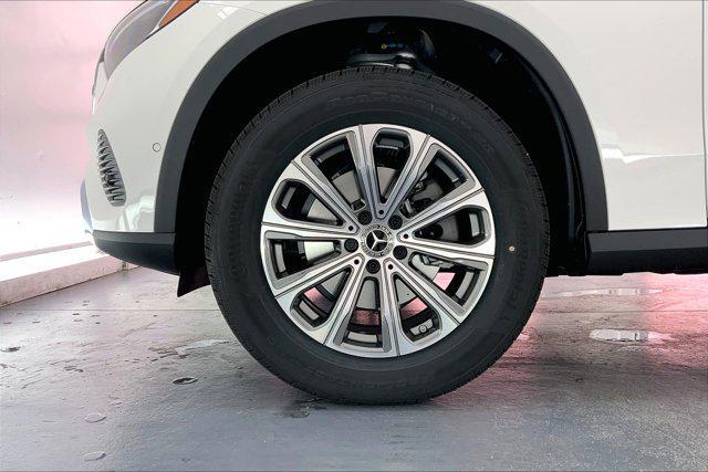 new 2025 Mercedes-Benz GLC 300 car, priced at $52,315