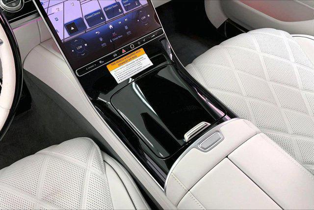 new 2025 Mercedes-Benz Maybach S 680 car, priced at $270,445