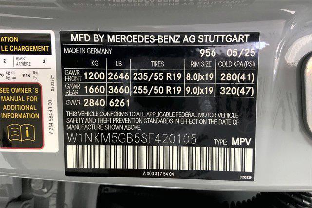 new 2025 Mercedes-Benz GLC 350e car, priced at $66,125