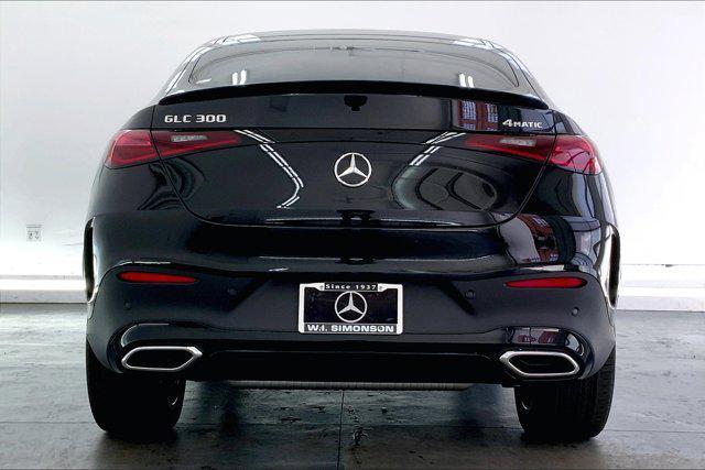 new 2025 Mercedes-Benz GLC 300 car, priced at $67,815