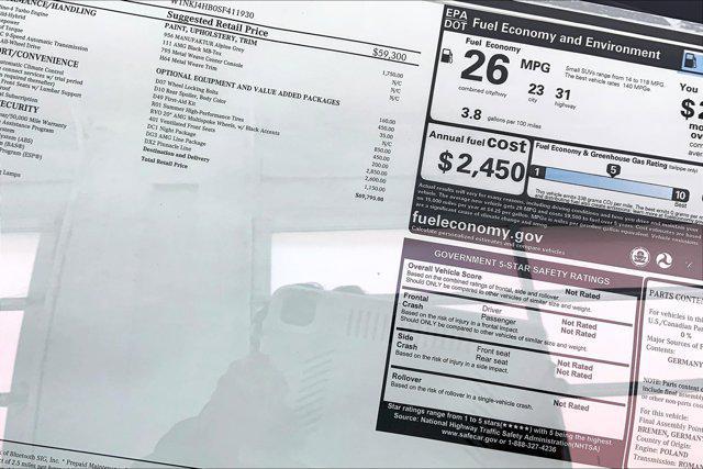 new 2025 Mercedes-Benz GLC 300 car, priced at $69,795
