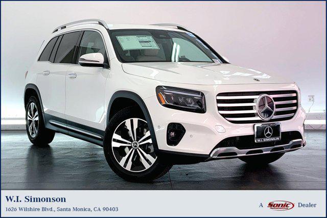 new 2025 Mercedes-Benz GLB 250 car, priced at $47,620