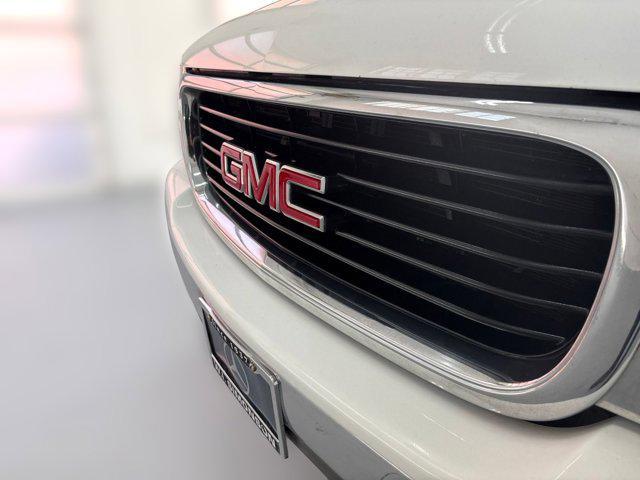 used 2003 GMC Yukon XL car, priced at $4,988