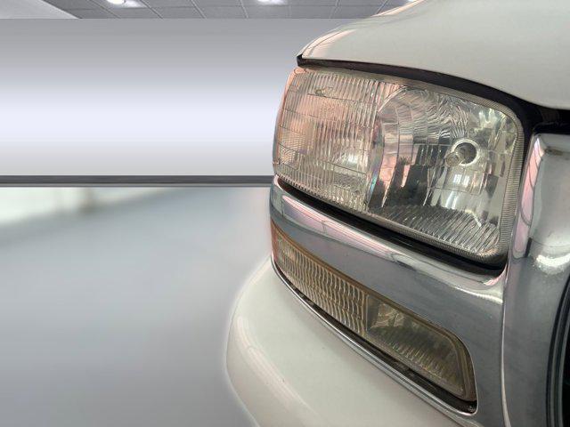 used 2003 GMC Yukon XL car, priced at $4,988