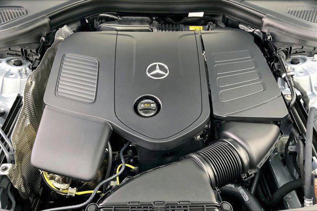 new 2025 Mercedes-Benz GLC 300 car, priced at $56,175