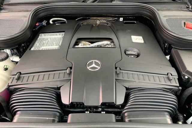 new 2025 Mercedes-Benz GLE 580 car, priced at $95,665