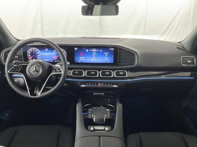 new 2025 Mercedes-Benz GLE 580 car, priced at $95,665