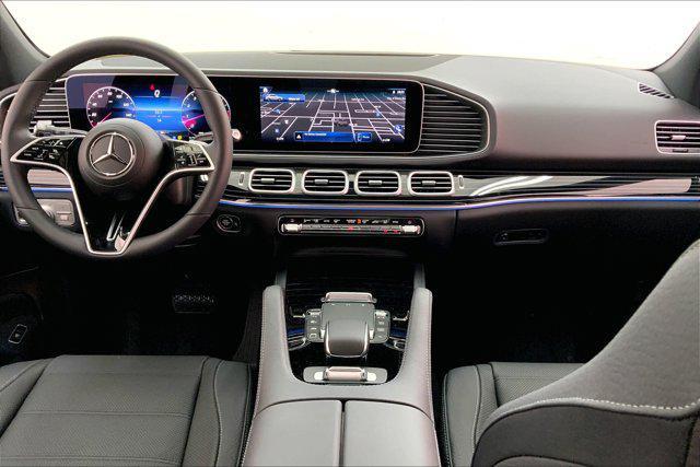 new 2025 Mercedes-Benz GLE 580 car, priced at $95,665