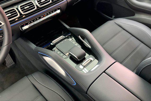 new 2025 Mercedes-Benz GLE 580 car, priced at $95,665