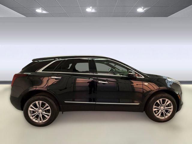 used 2022 Cadillac XT5 car, priced at $31,888