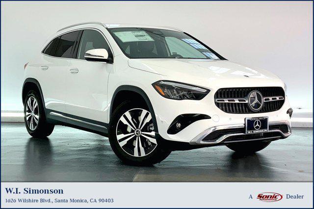 new 2025 Mercedes-Benz GLA 250 car, priced at $44,620