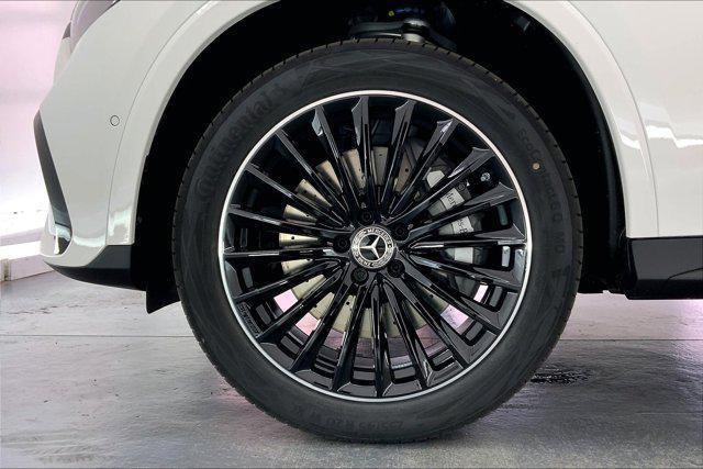 new 2025 Mercedes-Benz GLC 300 car, priced at $65,605