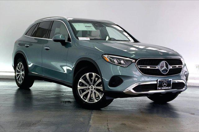 new 2025 Mercedes-Benz GLC 300 car, priced at $53,375