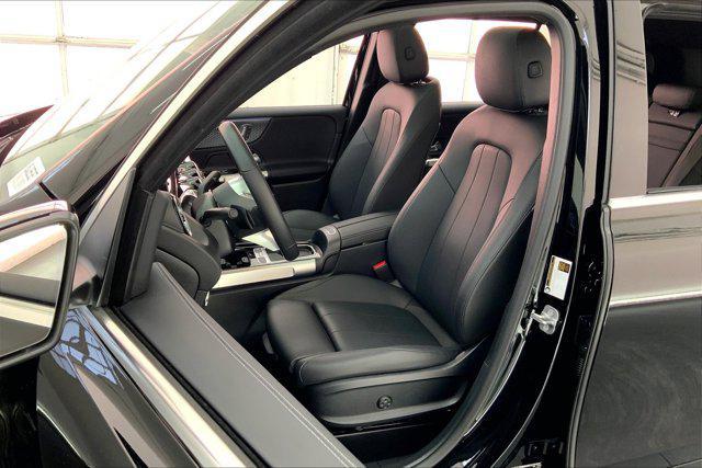 used 2025 Mercedes-Benz GLB 250 car, priced at $40,999