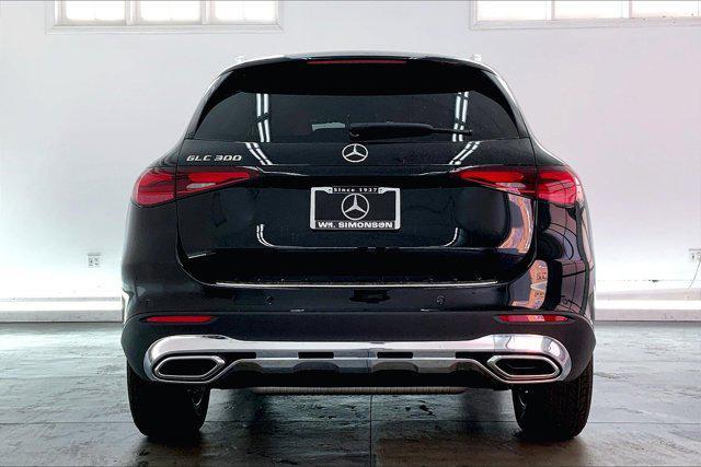 new 2025 Mercedes-Benz GLC 300 car, priced at $52,625