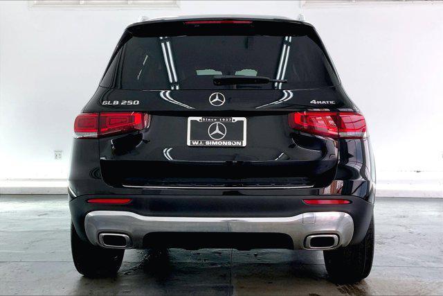 used 2022 Mercedes-Benz GLB 250 car, priced at $32,399