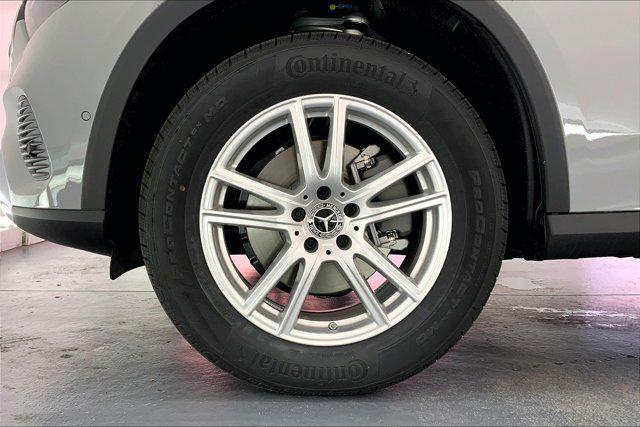 new 2025 Mercedes-Benz GLC 300 car, priced at $54,375