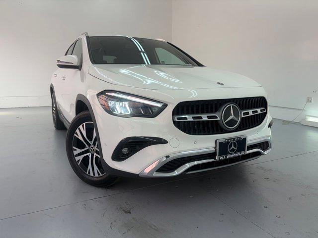 used 2025 Mercedes-Benz GLA 250 car, priced at $39,999