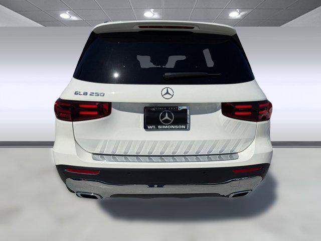 new 2026 Mercedes-Benz GLB 250 car, priced at $49,355