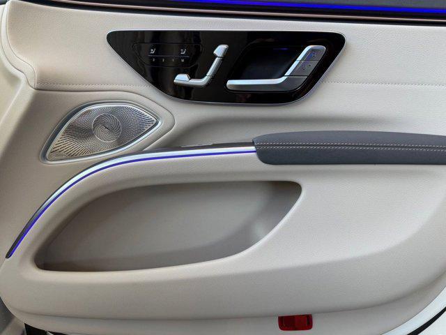new 2026 Mercedes-Benz EQS 450 car, priced at $105,245