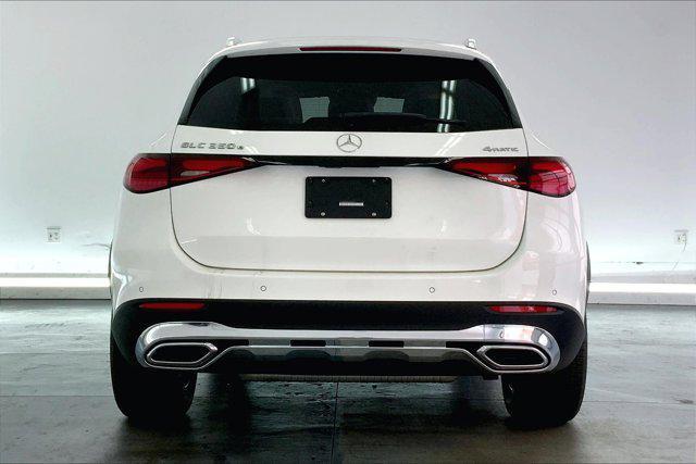 new 2025 Mercedes-Benz GLC 350e car, priced at $63,350