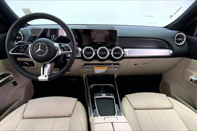 new 2024 Mercedes-Benz EQB 250 car, priced at $56,595