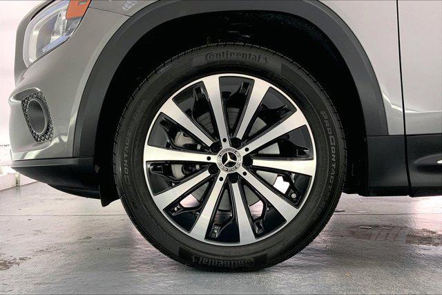 used 2022 Mercedes-Benz GLB 250 car, priced at $33,999