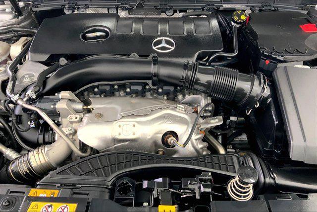 used 2022 Mercedes-Benz GLB 250 car, priced at $33,999