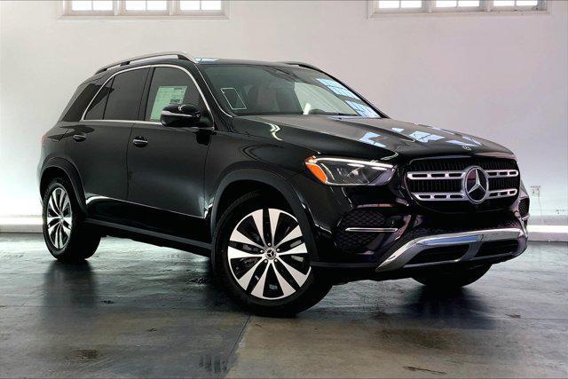new 2025 Mercedes-Benz GLE 450 car, priced at $73,550