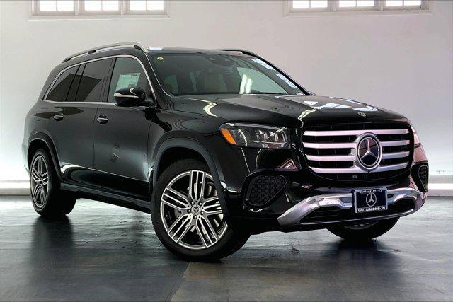 new 2025 Mercedes-Benz GLS 450 car, priced at $92,410