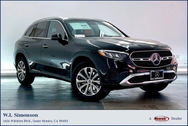 new 2025 Mercedes-Benz GLC 300 car, priced at $52,825