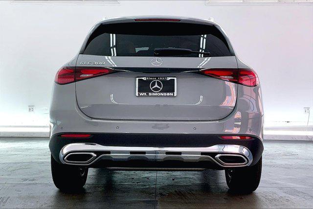 new 2025 Mercedes-Benz GLC 300 car, priced at $54,575